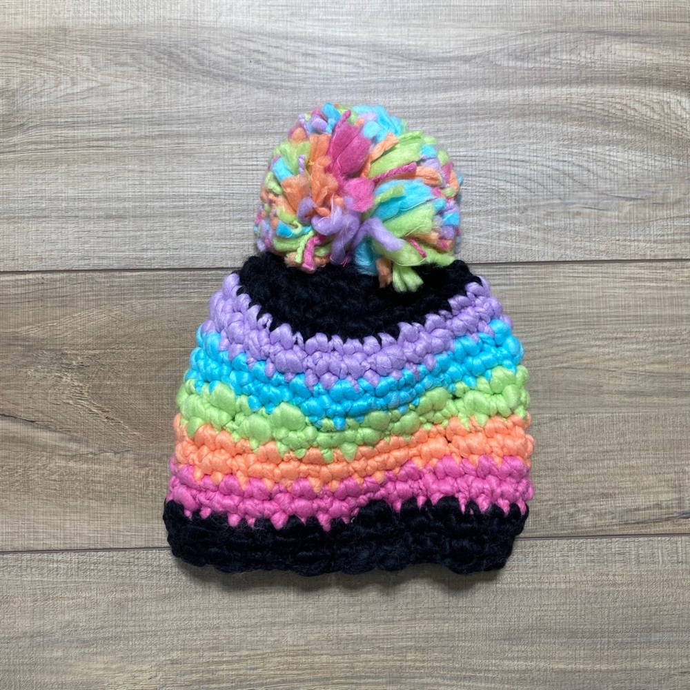 The Children's Place Girls Lined‎ Beanie Hat With Pompom L-XL (Age 8+) Colorful